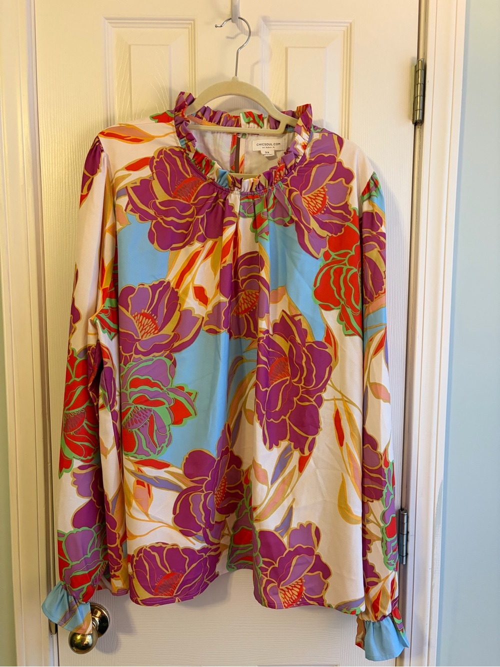 Colorful Floral Ruffle-Neck Blouse - Purple & Cream